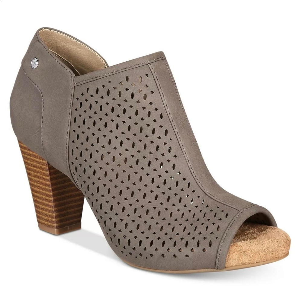 Giani Bernini Angye Memory Foam Perforated Peep-Toe Shooties Grey Heel size 10